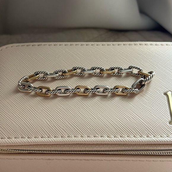 David Yurman Madison Bracelet - Picture 2 of 6